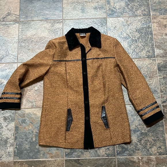 CLICK Jacket - Picture 5 of 5